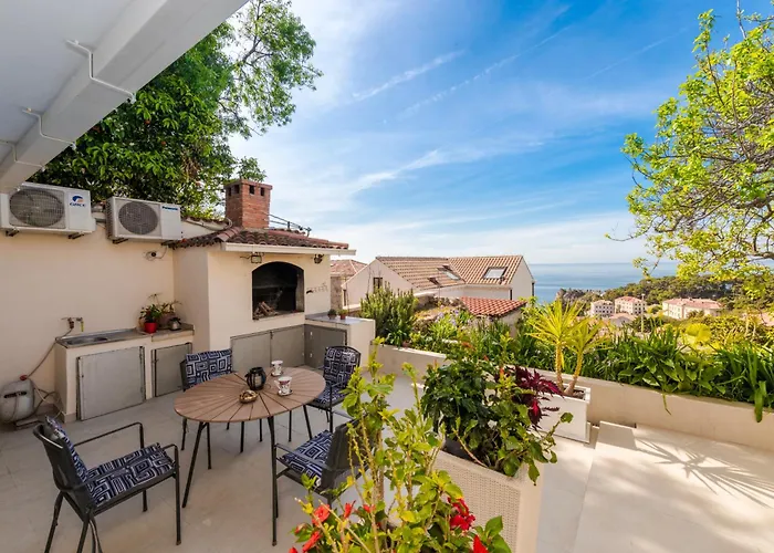 诺亚公寓酒店 公寓 *