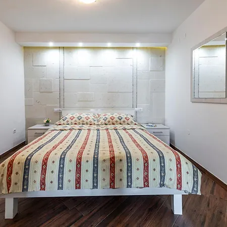 Noa Apartment *