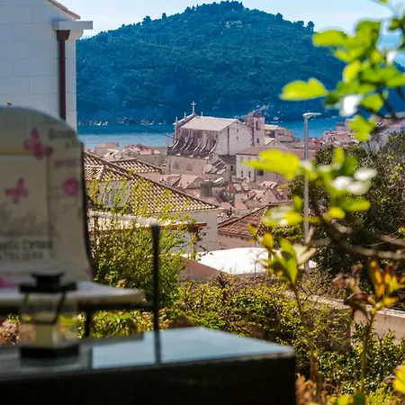 诺亚公寓酒店 公寓 *